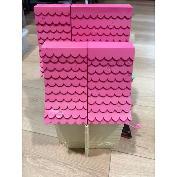 HELLO KITTY & FRIENDS Fold-Out Dollhouse Playset Sanrio 2016 Just Play 15" - Picture 8 of 10